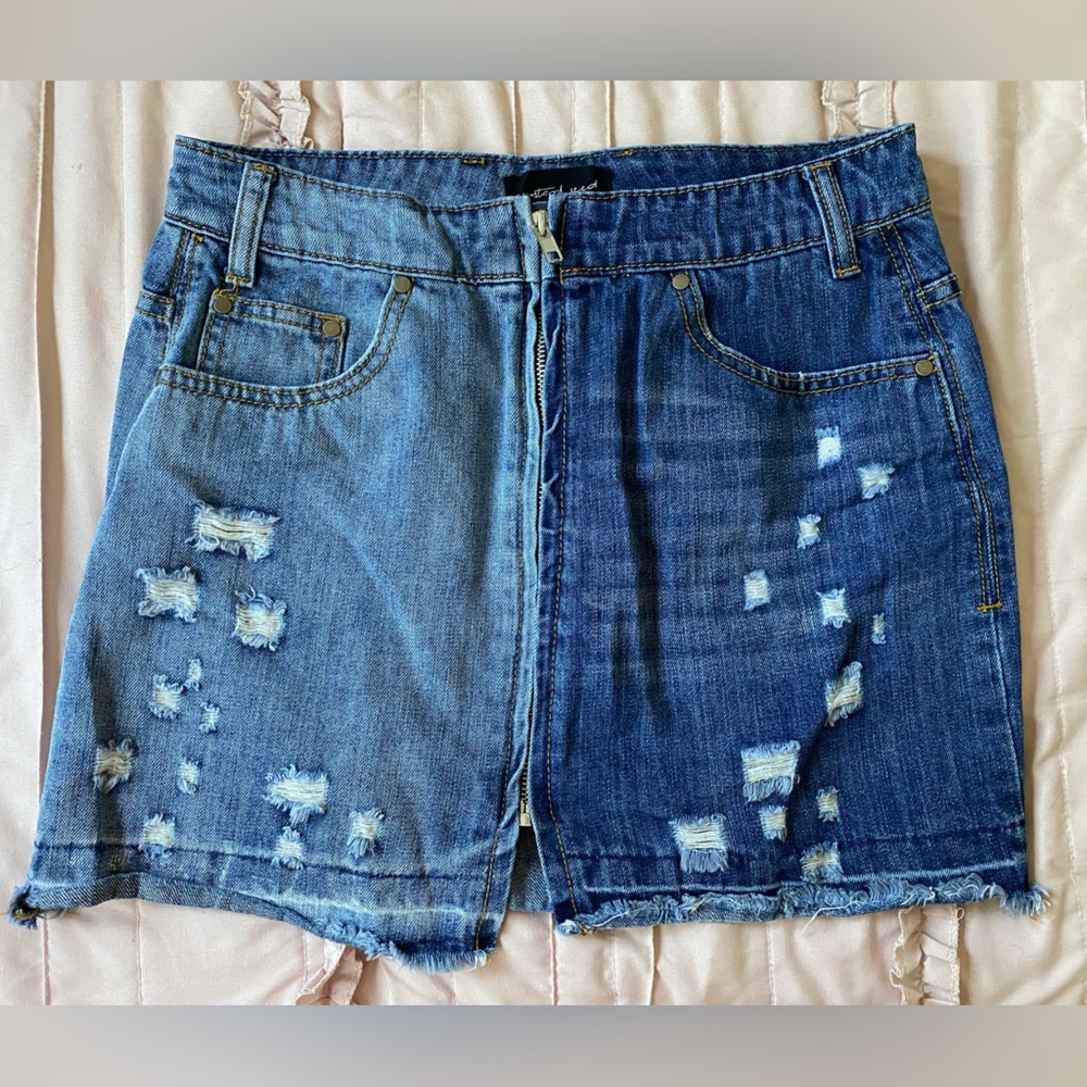 Two toned denim skirt